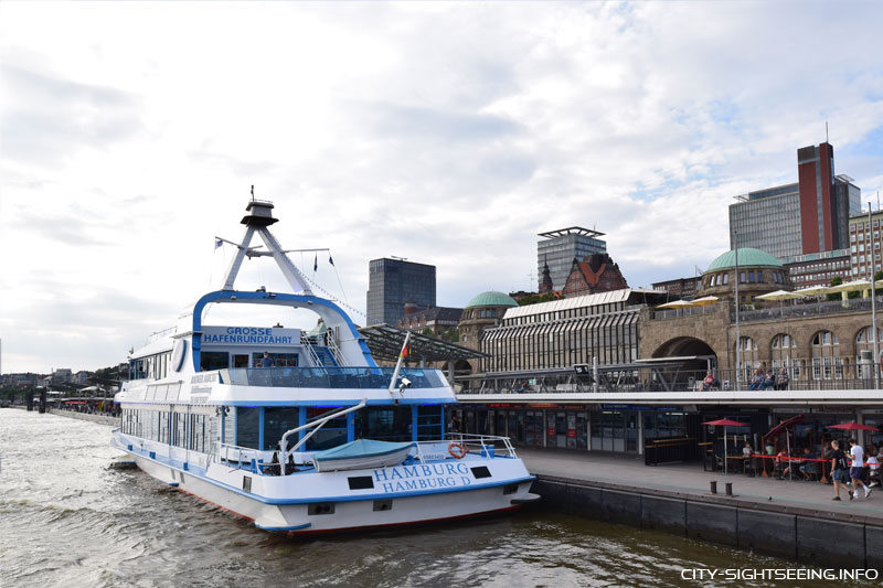 Hamburg, Sehenswürdigkeiten, Hafen, Hafenrundfahrt, Landungsbrücken